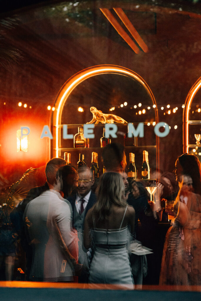 Wigilia firmowa z dobrym vibem – jak zorganizować świąteczne spotkanie, które naprawdę się uda?