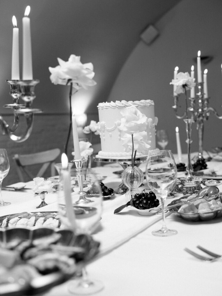 Wesele w stylu vintage Italian – romantyczna elegancja w sercu Warszawy